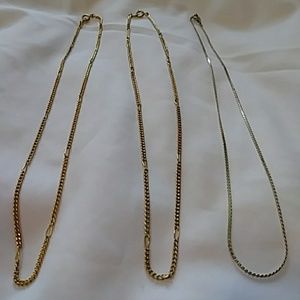Lot of 3 golden chains